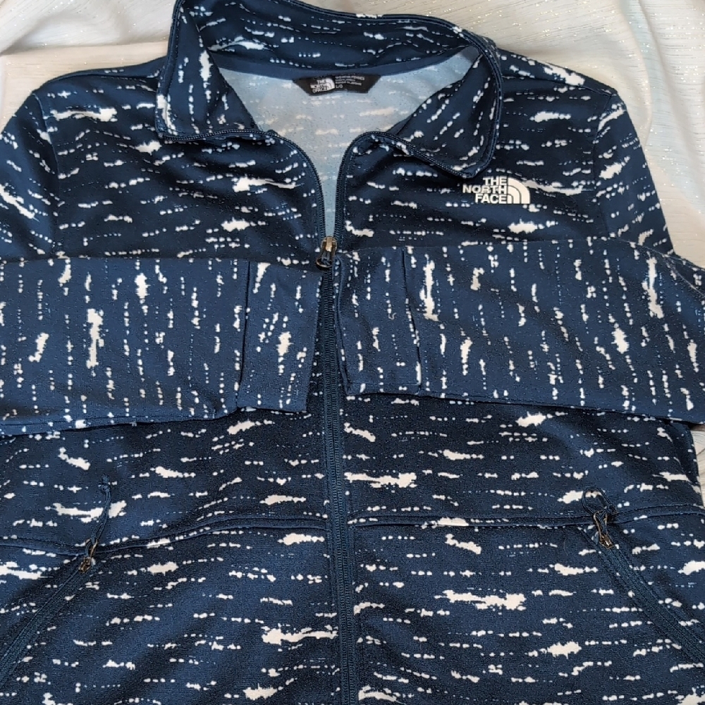 The North Face Navy and White Patterned Jacket